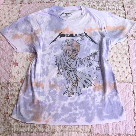 ✿ super cutesy pastel Metallica t-shirt from Hot Topic!! - Picture 3 of 6